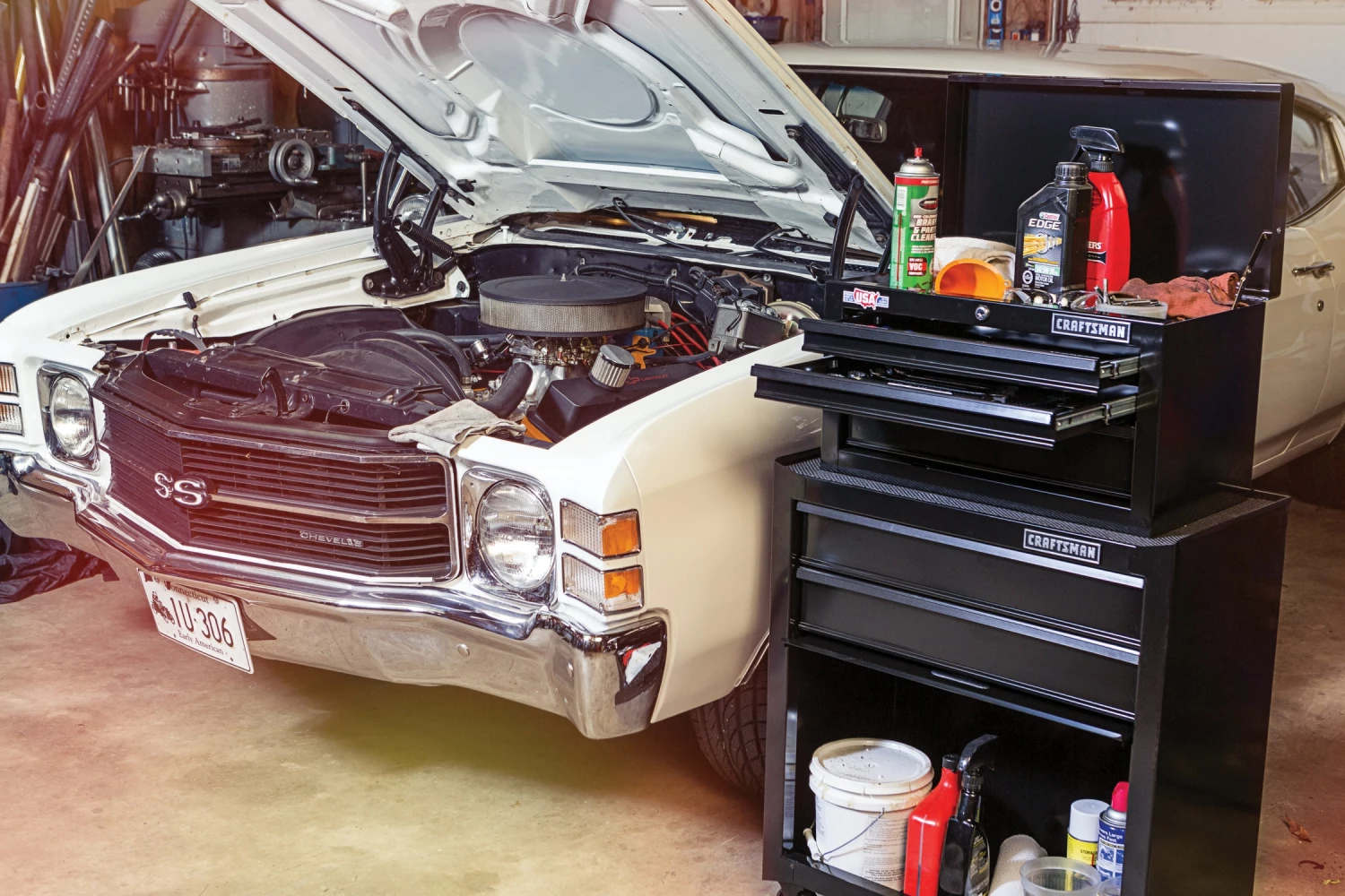 CRAFTSMAN Tool Chest Combos 1000 Series 26.5-in W x 44.25-in H 5 Ball-bearing Steel Tool Chest Combo (Black) 10 CRAFTSMAN Tool Chest Combos 1000 Series 26.5-in W x 44.25-in H 5 Ball-bearing Steel Tool Chest Combo (Black) - Image 10