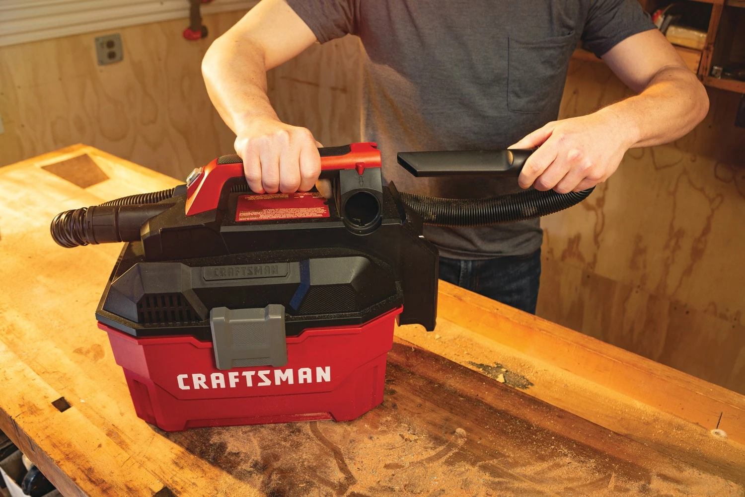 CRAFTSMAN Shop Vacuums V20 20-Volt Max 2-Gallon Cordless Portable Wet/Dry Shop Vacuum (Battery Not Included) 7 CRAFTSMAN Shop Vacuums V20 20-Volt Max 2-Gallon Cordless Portable Wet/Dry Shop Vacuum (Battery Not Included) - Image 7