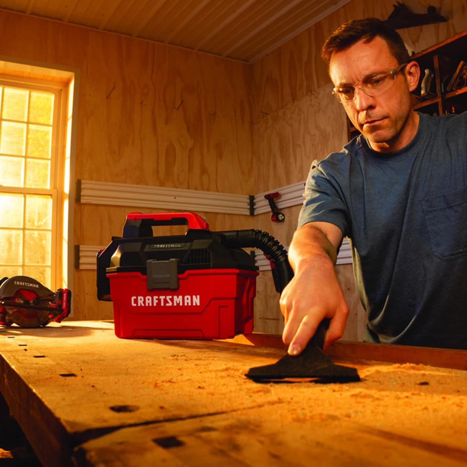 CRAFTSMAN Shop Vacuums V20 20-Volt Max 2-Gallon Cordless Portable Wet/Dry Shop Vacuum (Battery Not Included) 13 CRAFTSMAN Shop Vacuums V20 20-Volt Max 2-Gallon Cordless Portable Wet/Dry Shop Vacuum (Battery Not Included) - Image 13